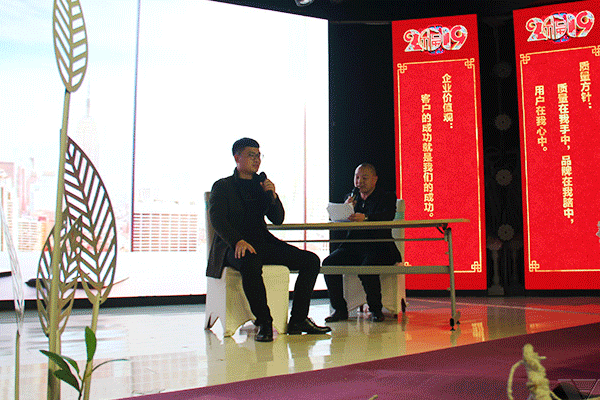 小品《時(shí)間》 小品《時(shí)間》