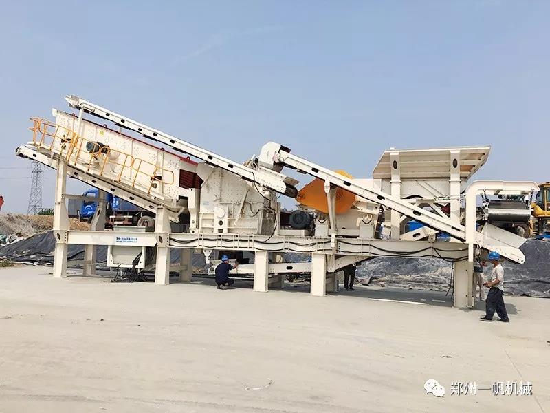 移動破碎站土壤恢復生產線現場 移動破碎站土壤恢復生產線現場