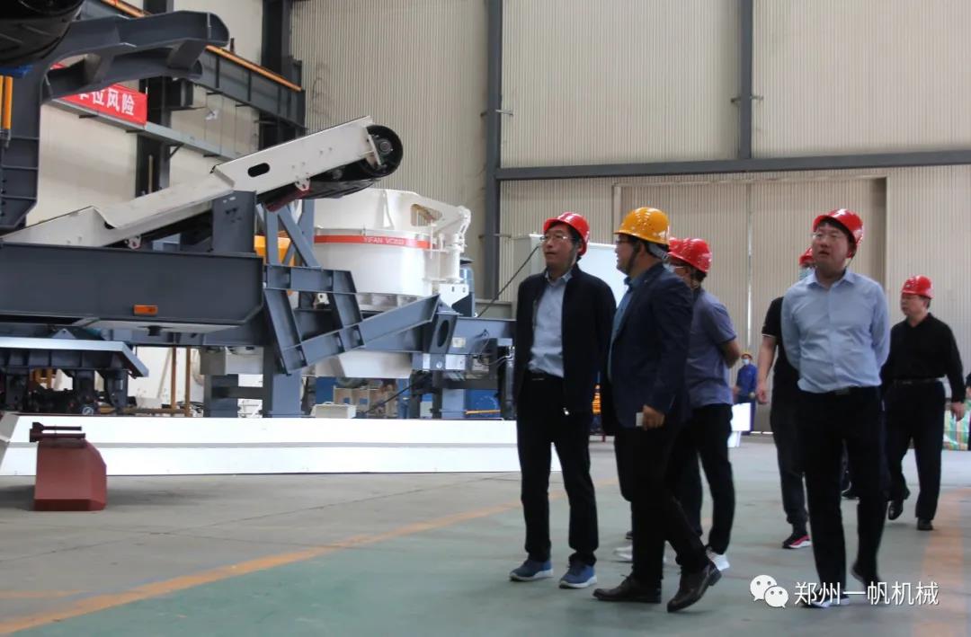 考察設(shè)備 考察設(shè)備